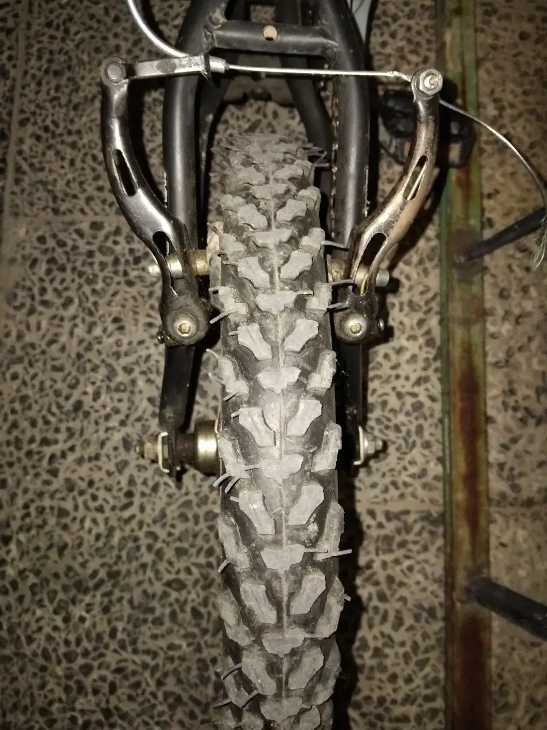 دوچرخه ۱۶|دوچرخه، اسکیت، اسکوتر|شهر ری, شهادت|دیوار