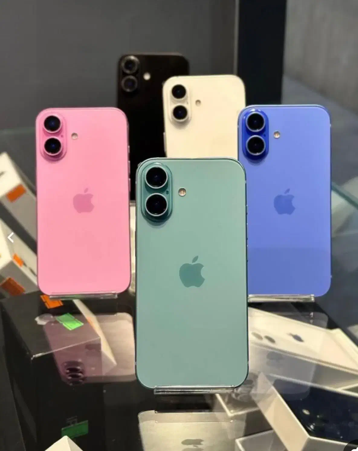 باپیش پرداخت۳۸م صاحب ایفون۱۶نرمال پرویا۱۶پرومکس شو|موبایل|مشهد, بهشت|دیوار