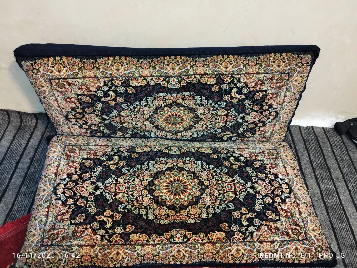 پشتی تمیز و سالم|پشتی|مشهد, رستگار|دیوار