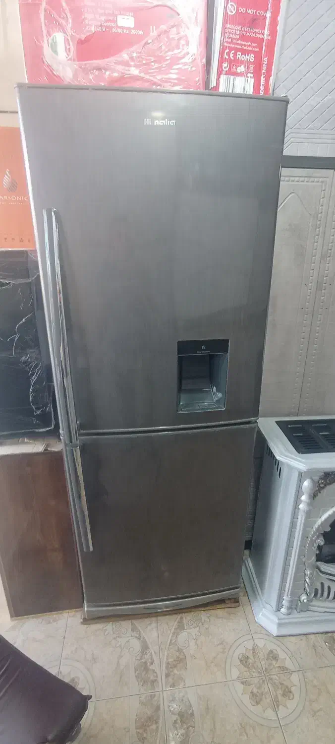 یخچال دس دوم هیمالیا|یخچال و فریزر|صحنه, |دیوار