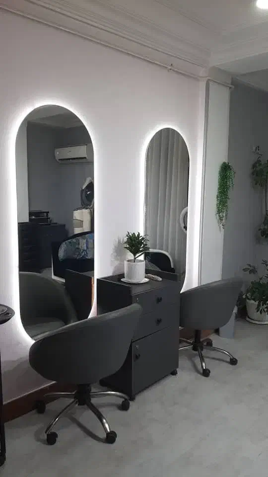 همکار ناخنکار در سالن زیبایی|اجارهٔ دفتر کار، اتاق اداری، مطب|رشت, بازار|دیوار