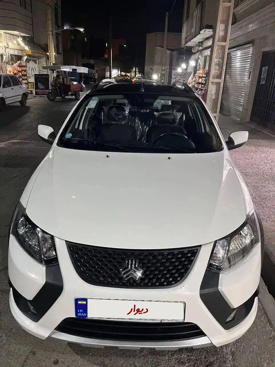 کوئیک آر اس rs سفید مشکی 1403|خودرو سواری و وانت|قرچک, مهدیه|دیوار