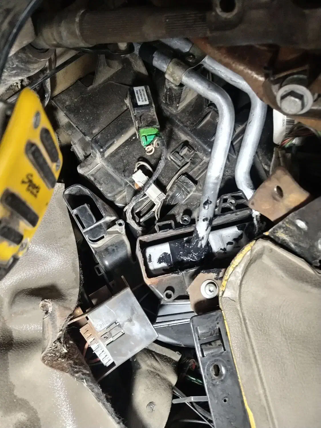 باطری سازی و  رادیات بخاری بدون باز شدن داشبورد|خدمات پیشه و مهارت|مبارکه, |دیوار