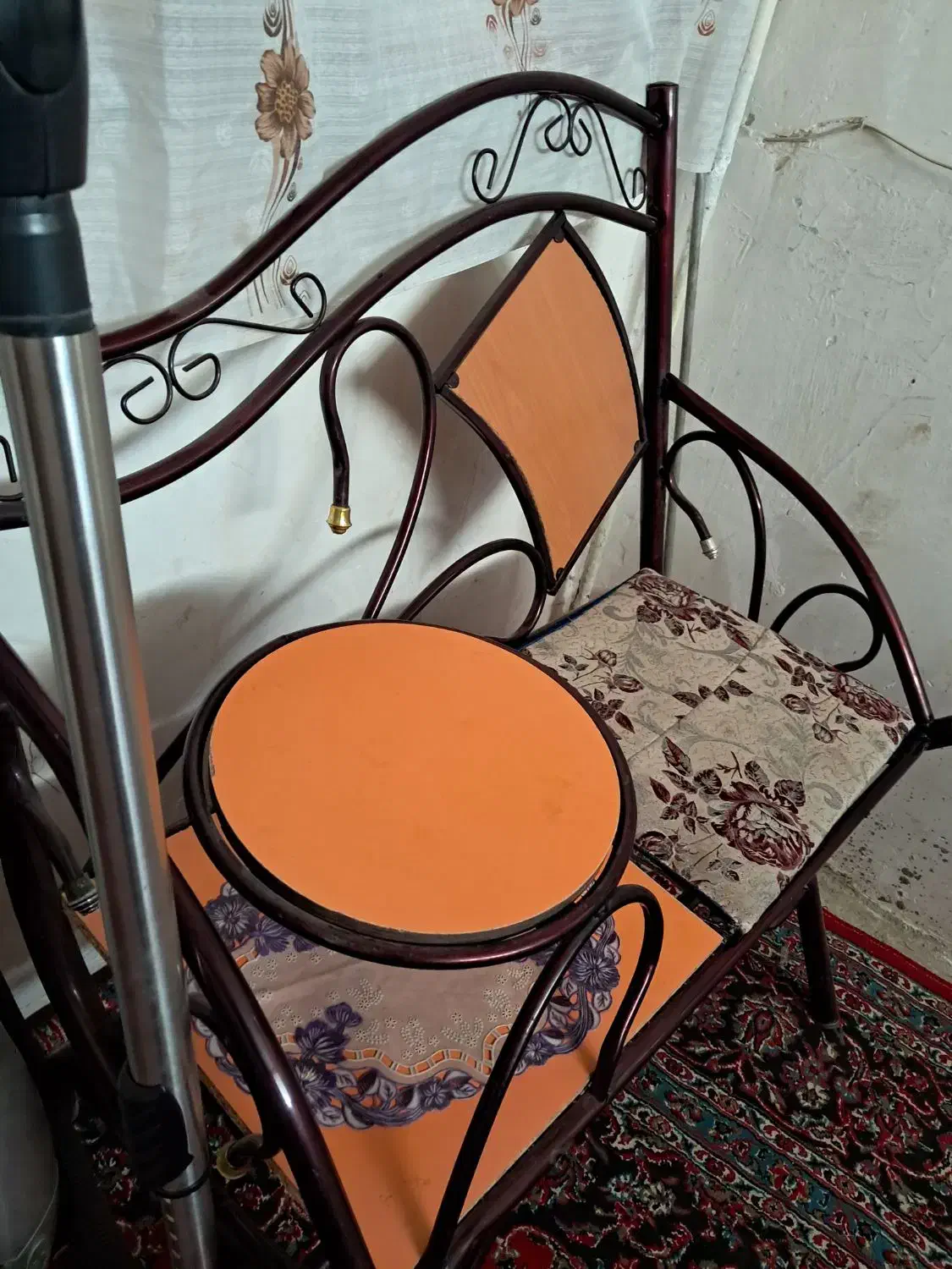 میز تلفن|میز تلفن|قم, نیروگاه|دیوار