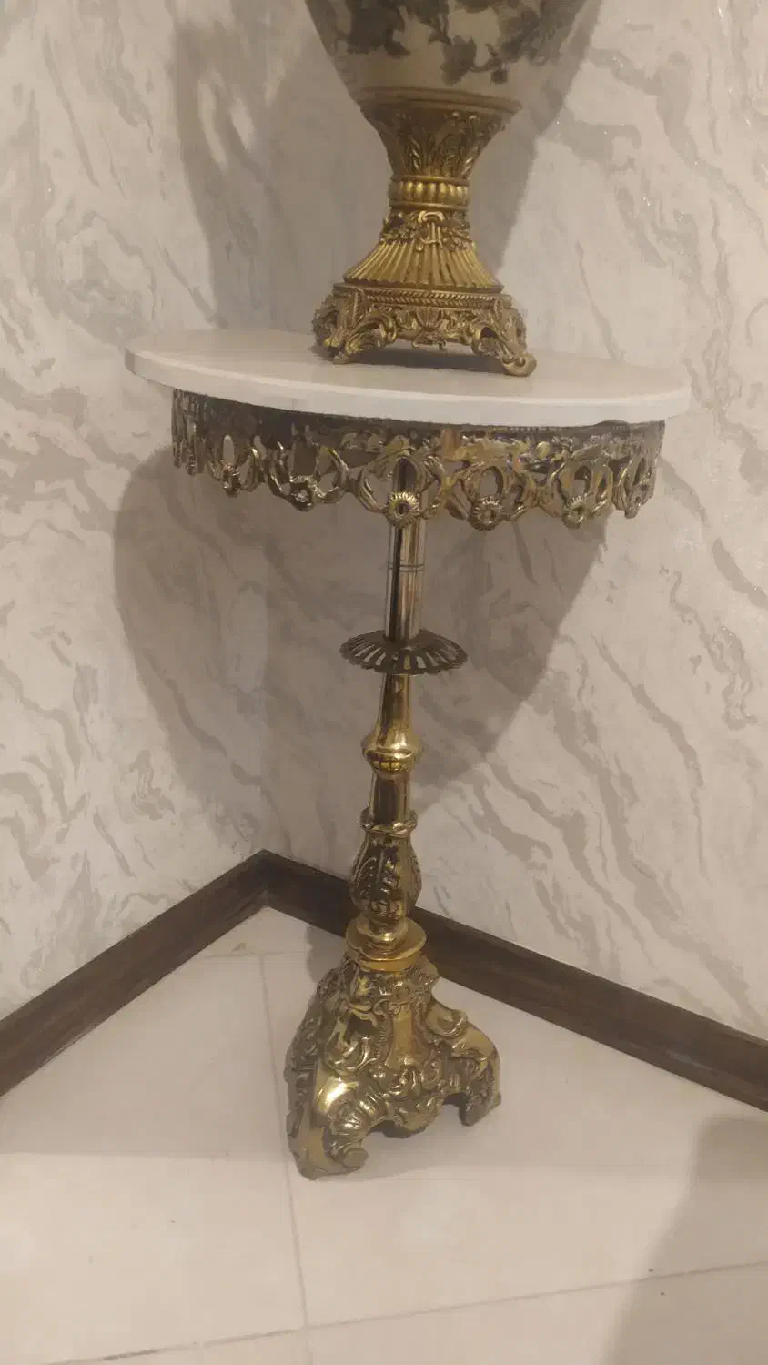 میز برنز|بوفه، ویترین، کنسول|همدان, |دیوار