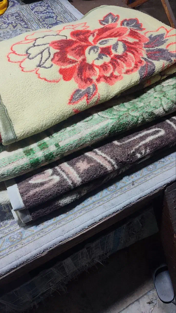 سه عدد پتوی قدیمی|رختخواب، بالش، پتو|رشت, صفاری|دیوار