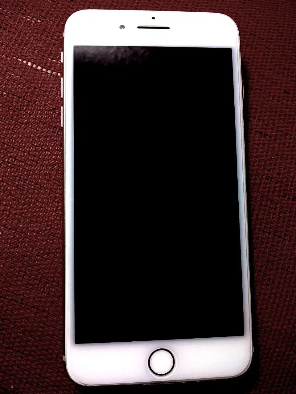 iPhone 8Plus lla|موبایل|شیراز, منطقه هوایی شهید دوران|دیوار
