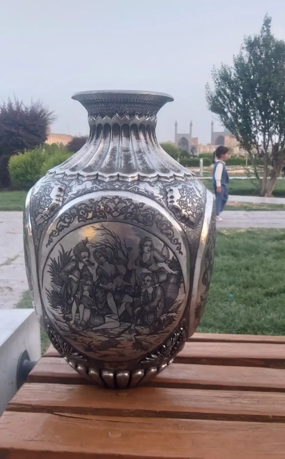 گلدان مسی قلم بزم خیام|صنایع دستی و سایر لوازم تزئینی|اصفهان, سلطان‌آباد|دیوار