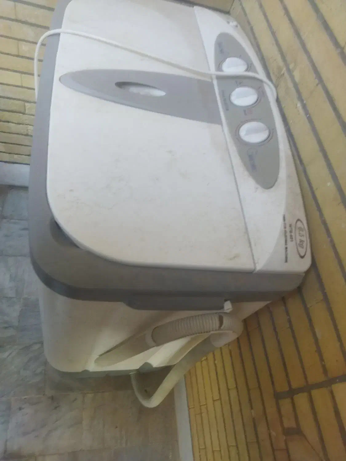 لباسشویی|ماشین لباسشویی و خشک‌کن لباس|کاشان, راوند|دیوار