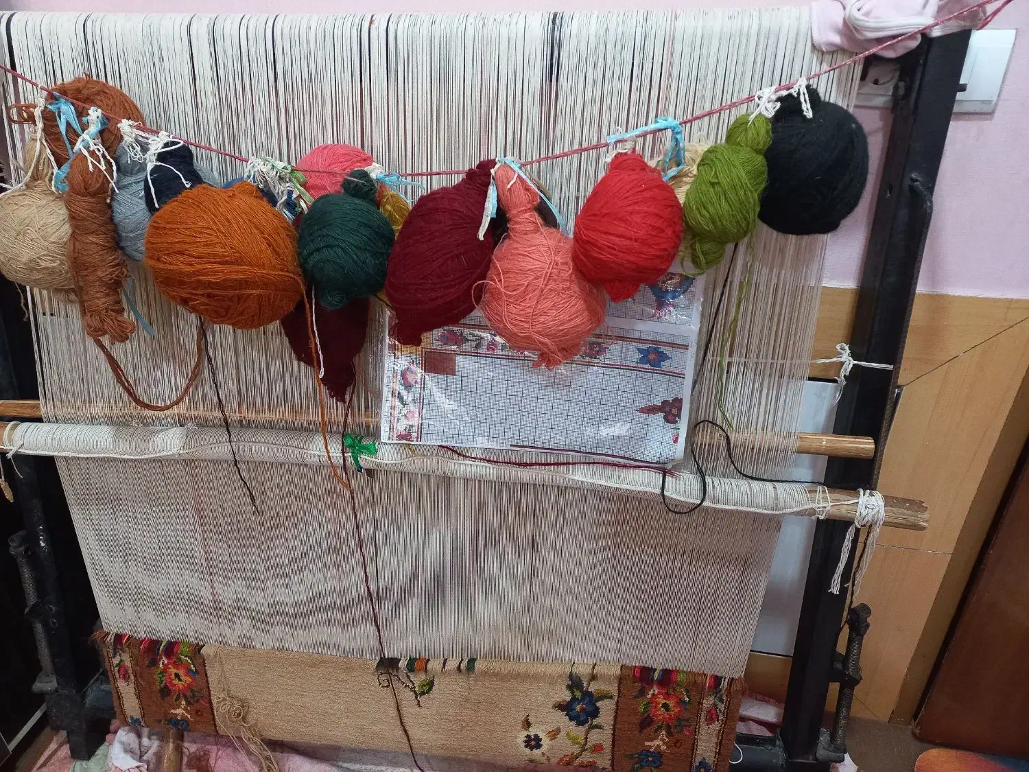 فروش قالی باتمام مصالحات|فرش|شهرکرد, |دیوار