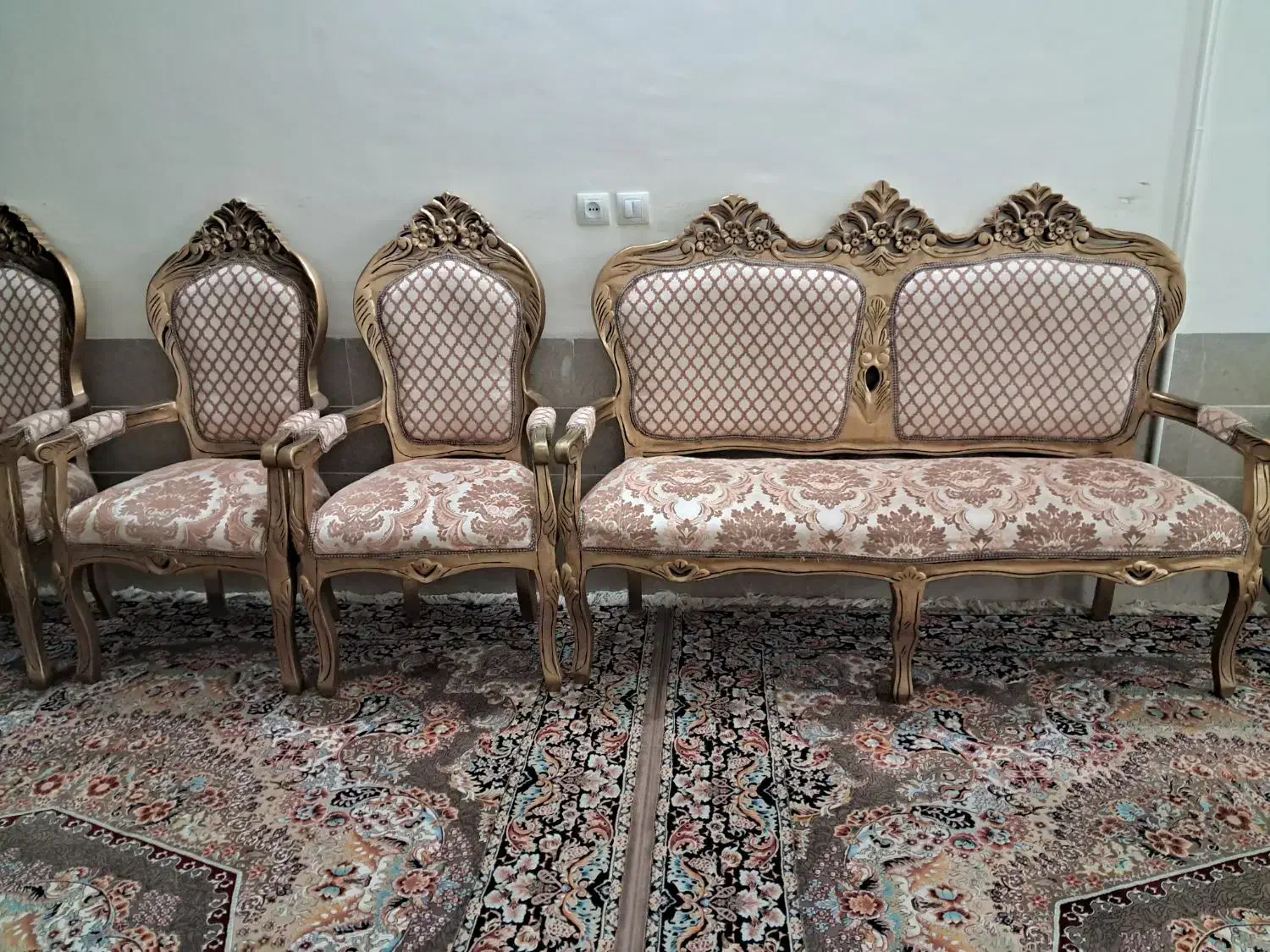 مبل استیل نه نفره|مبلمان خانگی و میز عسلی|تفت, |دیوار