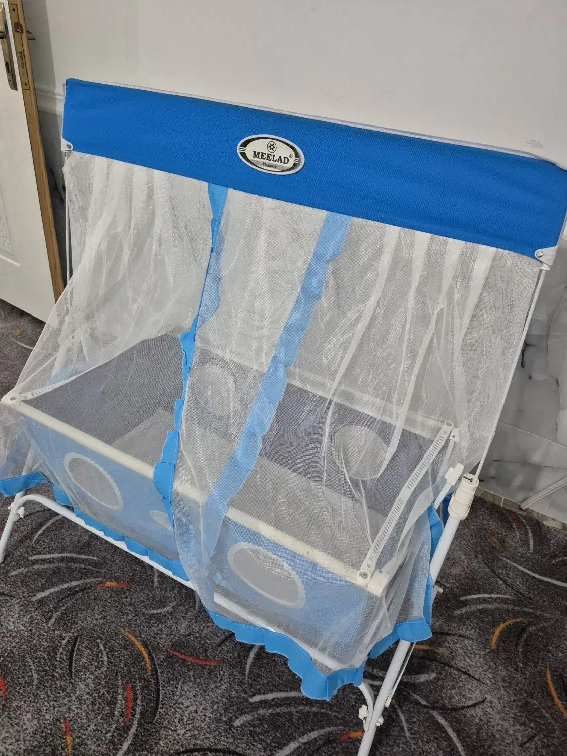 گهواره میلاد|تخت و صندلی بچه|بندر گناوه, |دیوار