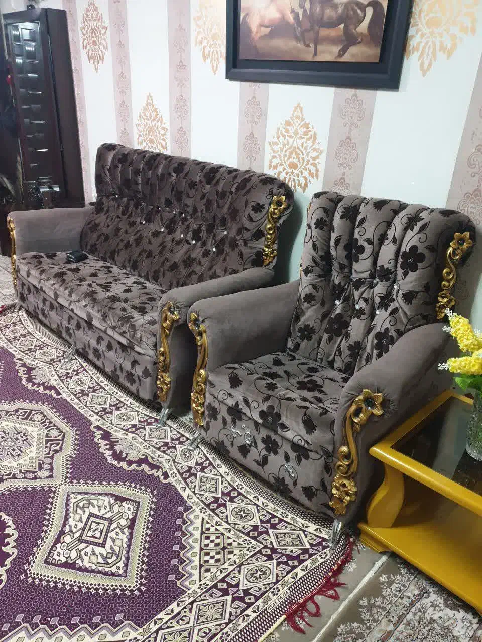 ۲دست مبل به قیمت یک دست خوش رنگ|مبلمان خانگی و میز عسلی|مشهد, فدک|دیوار