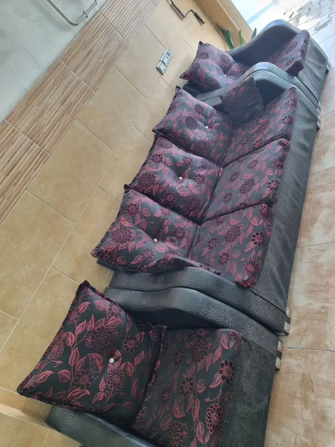 فروش تمامی تجهیزات سالن زیبایی یکجا با قیمت مناسب|آرایشگاه و سالن‌های زیبایی|فومن, |دیوار