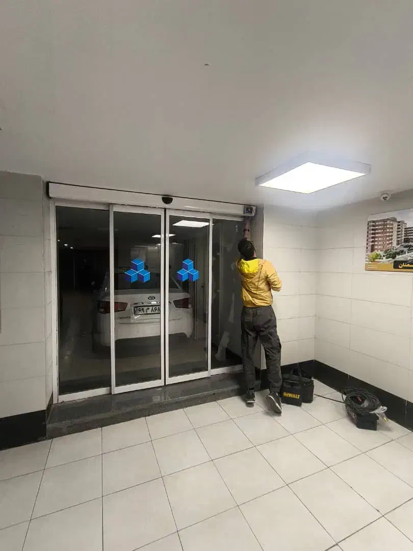 تعمیرات تخصصی کرکره برقی و درب اپراتور|خدمات پیشه و مهارت|پردیس, شهرک صنعتی خرمدشت فاز ۷|دیوار