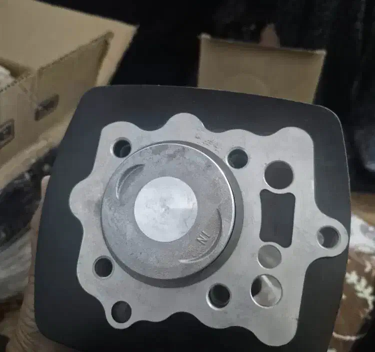 ته سیلندر وپیستون موتور200|قطعات یدکی و لوازم جانبی|سندرک, |دیوار