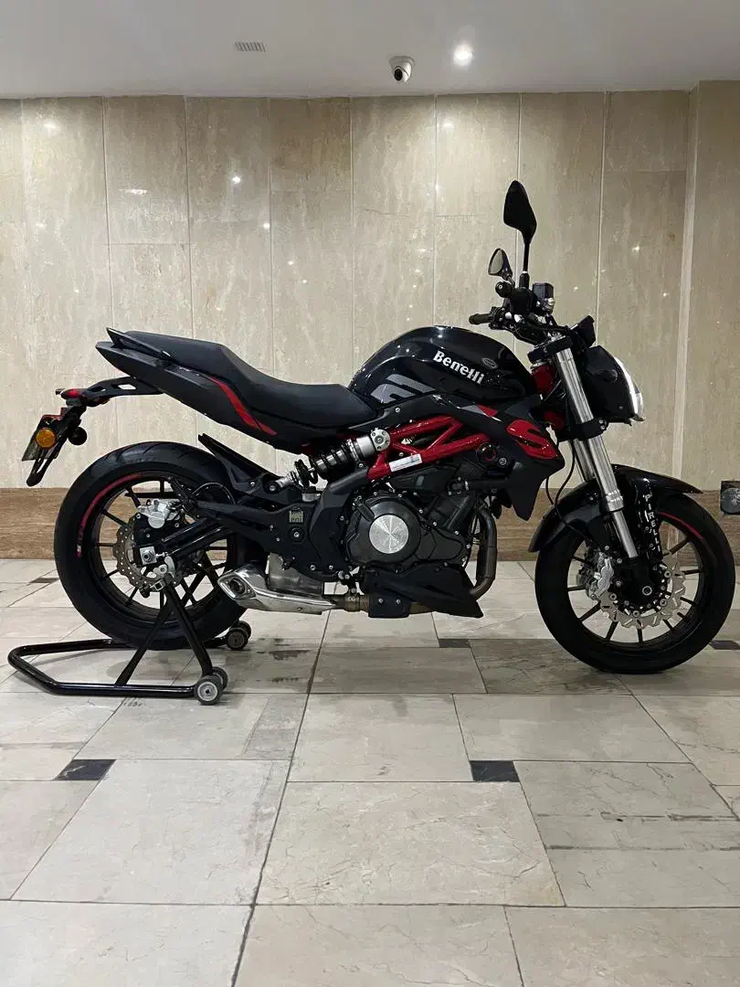 بنلی ۳۰۰|موتورسیکلت|سبزوار, امیر کبیر|دیوار