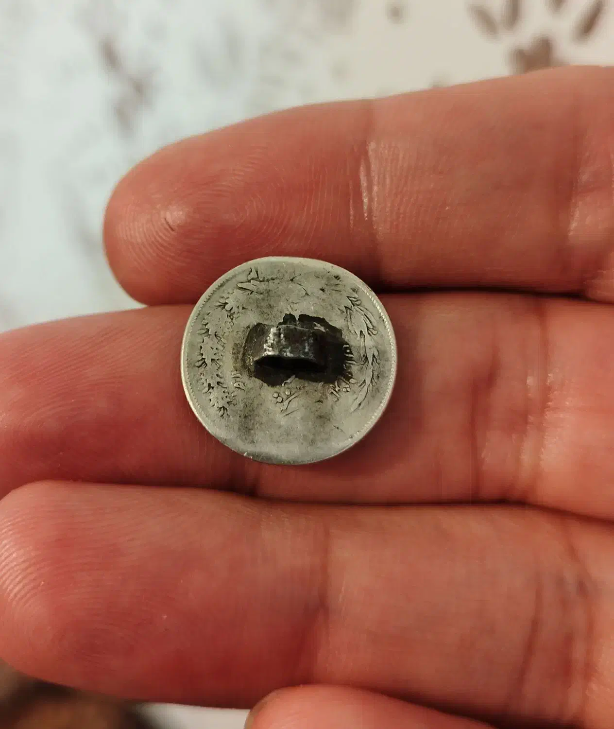 سکه قدیمی نقره|کلکسیون سکه، تمبر، اسکناس|ساری, |دیوار