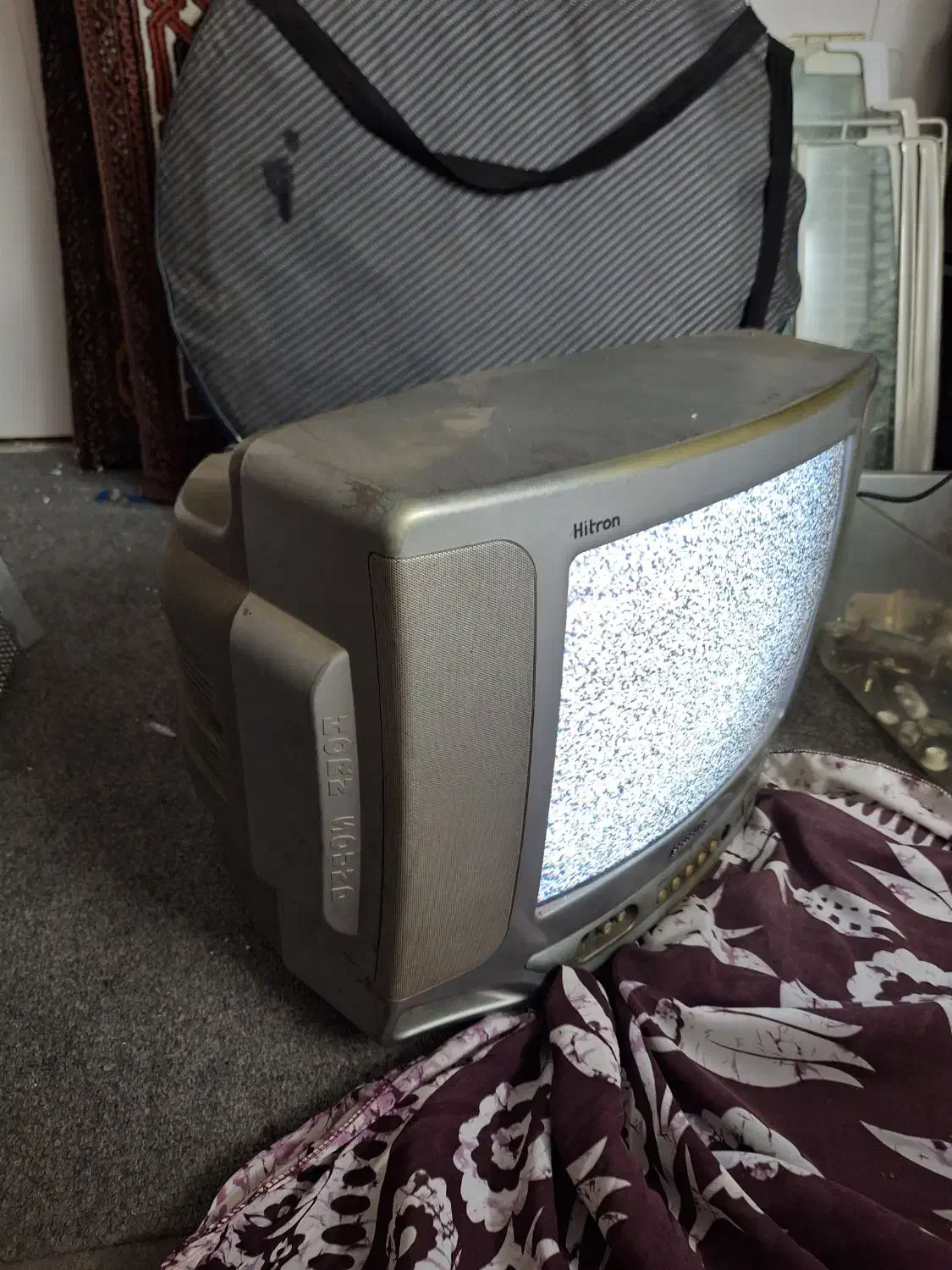 تلویزیون سامسونگ سالم|تلویزیون و پروژکتور|رودسر, |دیوار