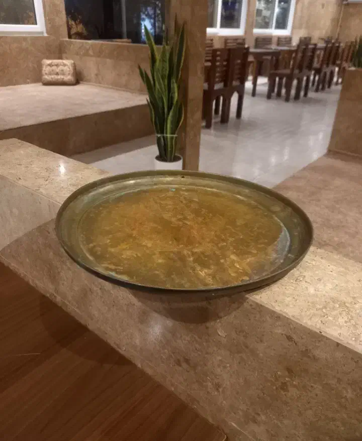 سینی برنجی  ۲۲ عدد|کلکسیون اشیاء عتیقه|خاوران, |دیوار