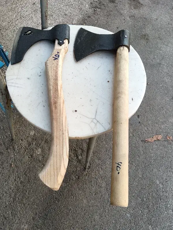 تبر چوب، طبیعت گردی|ابزارآلات|رشت, سعدی (تختی)|دیوار