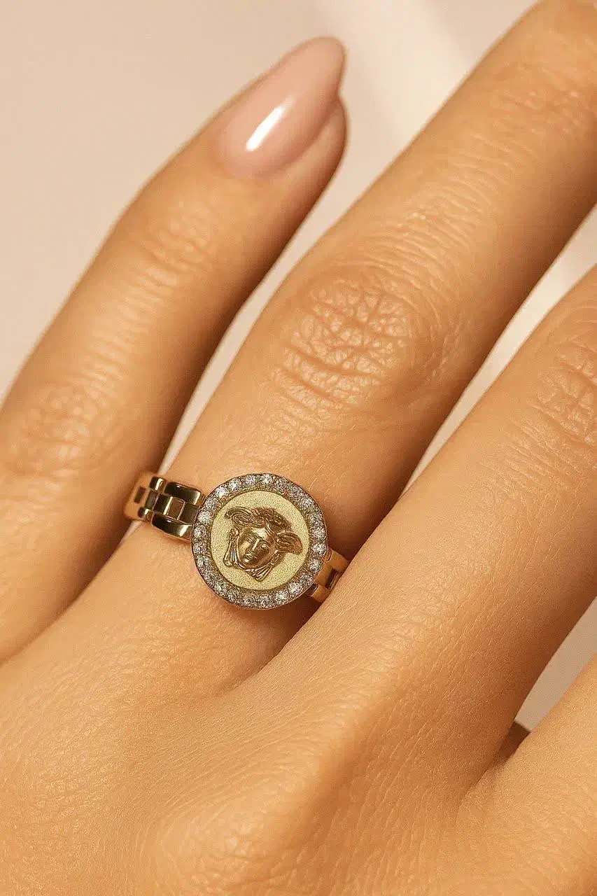 انگشتر ورساچ|جواهرات|اصفهان, باغ فردوس|دیوار