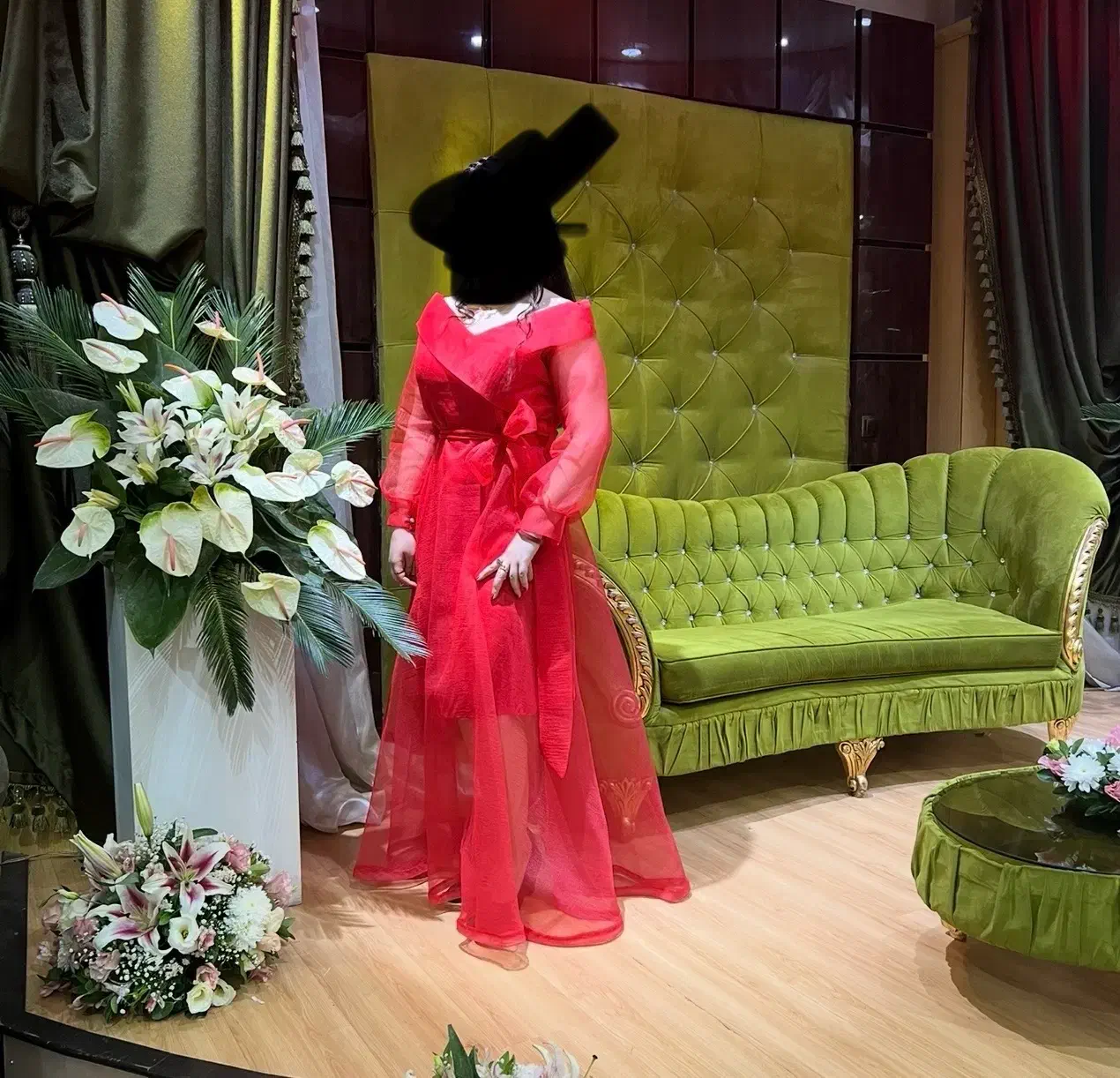 پیراهن مجلسی|لباس|تهران, باغ فیض|دیوار