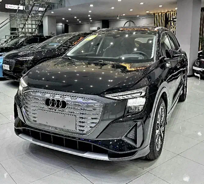 آئودی Q5 صفر E-TRON سیلورپکیج AUDI مشکی ۲۰۲۴|خودرو سواری و وانت|تهران, صادقیه|دیوار