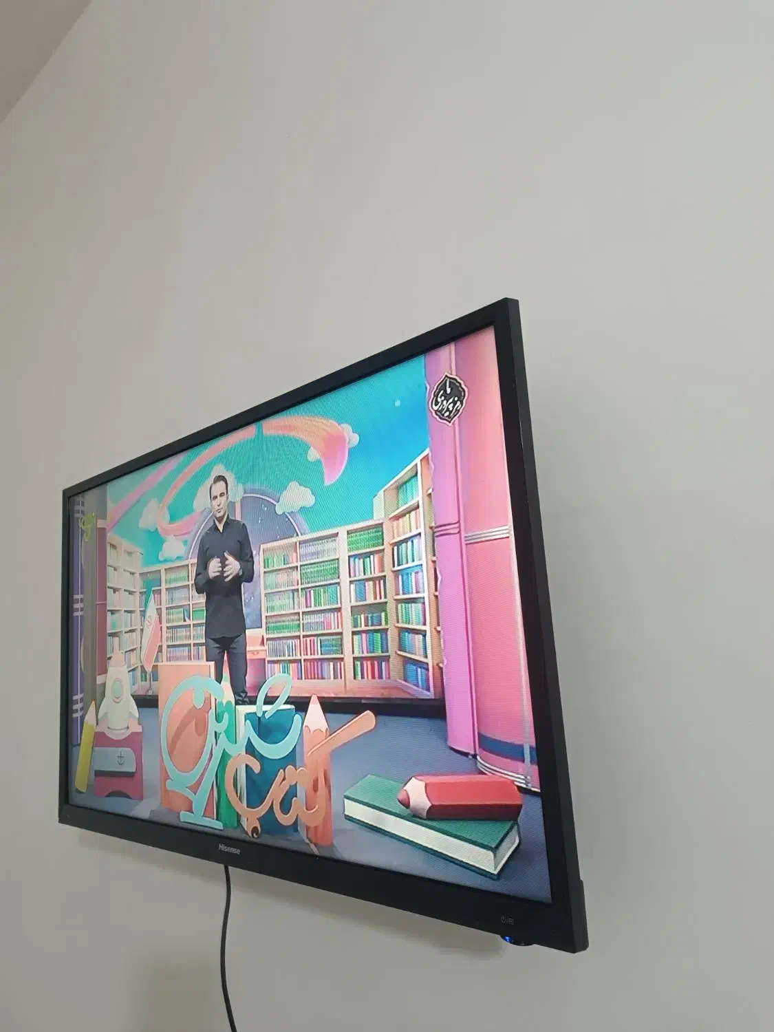 تلویزیون 32 اینچ|تلویزیون و پروژکتور|تاکستان, |دیوار