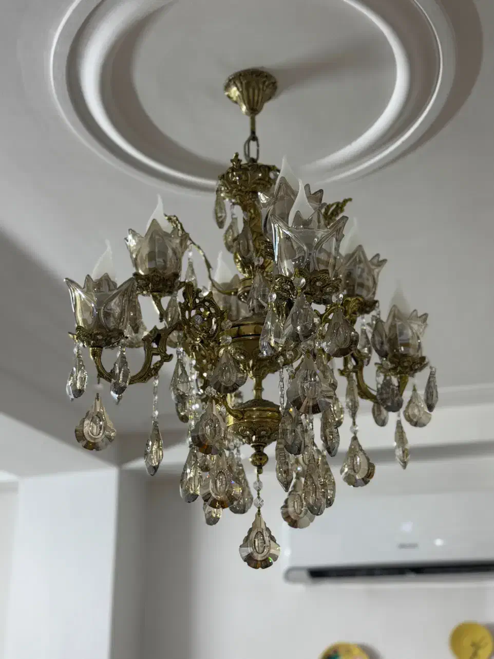 لوستر برنجی|لوستر و چراغ آویز|لاهیجان, شهید آوینی|دیوار