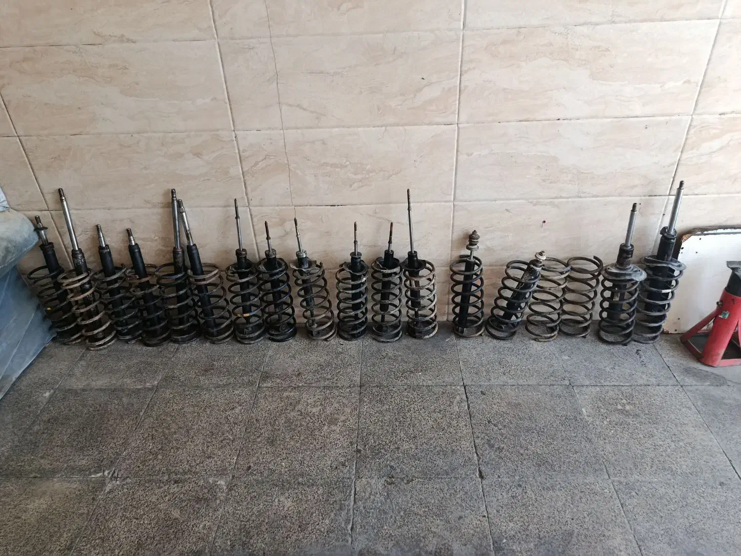 کمک‌فنر|قطعات یدکی و لوازم جانبی|ارومیه, |دیوار