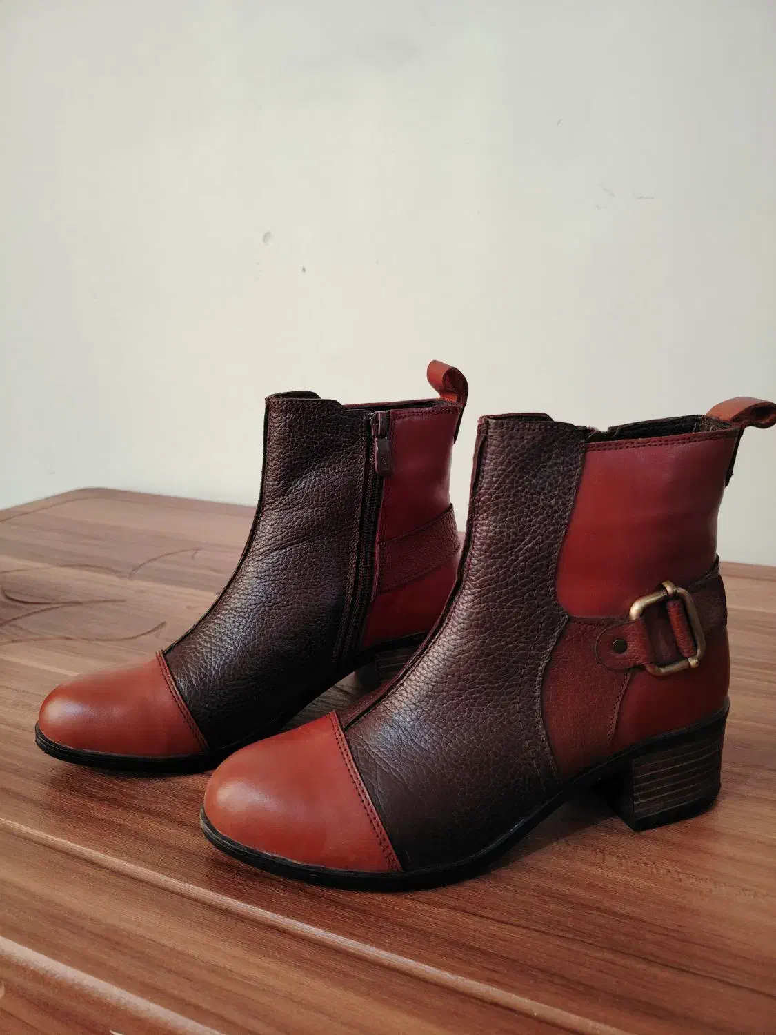 بوت سایز38  چرم مصنوعی|کیف، کفش، کمربند|کرمان, |دیوار