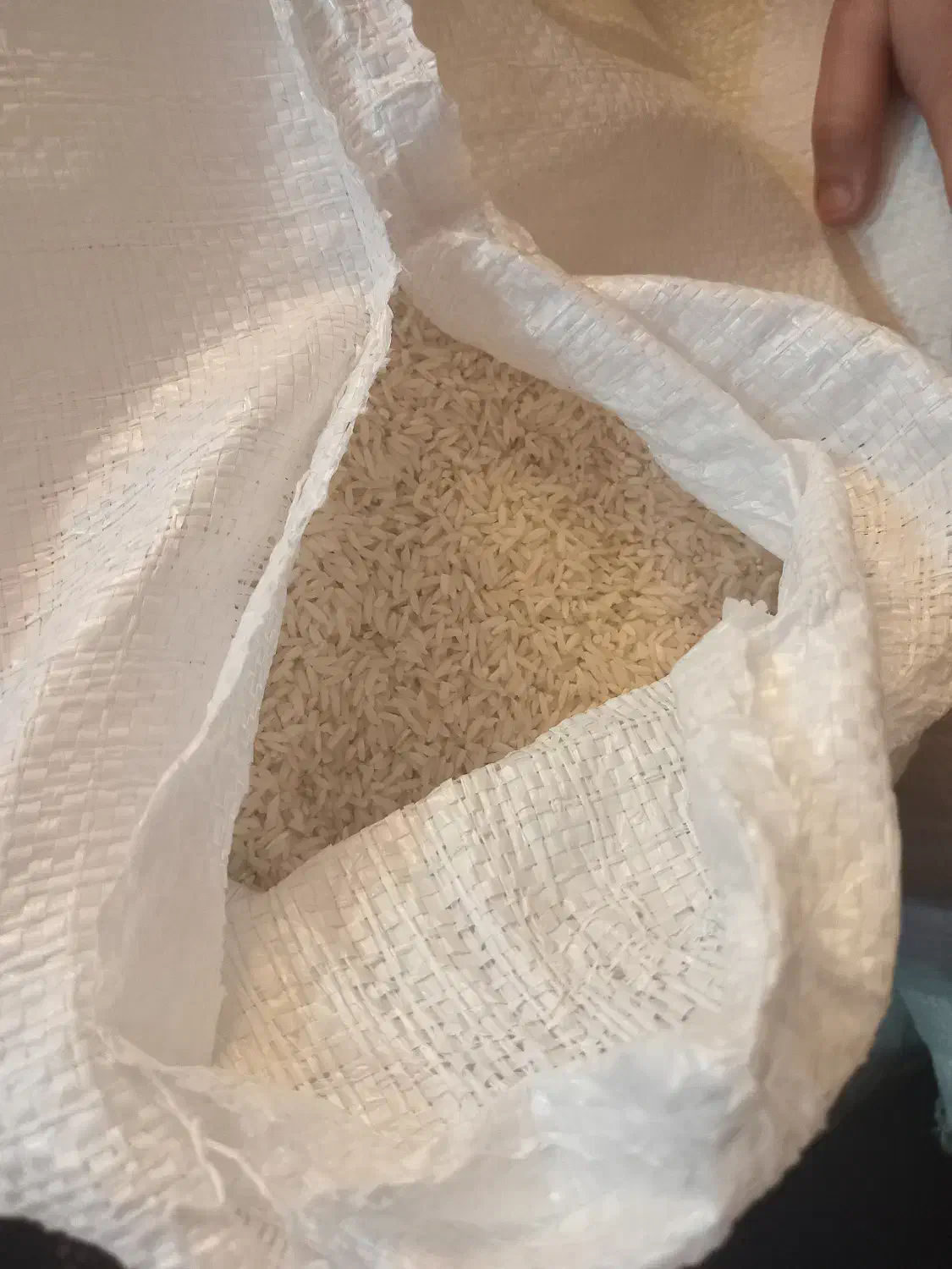 برنج|خوردنی و آشامیدنی|رشت, آب و برق|دیوار