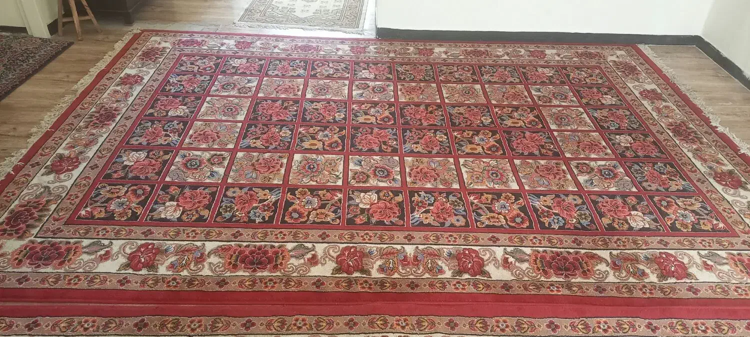 دو تخته فرش هر کدام ۹ متری زمرد مشهد|فرش|کرمان, |دیوار