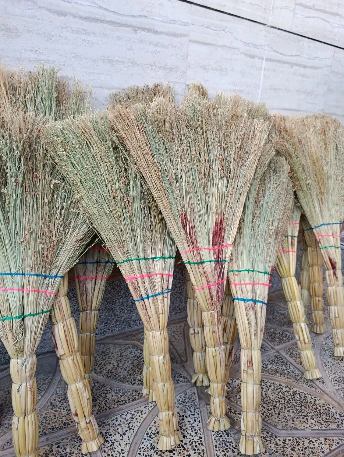 جارو|لوازم نظافت|کوهدشت, |دیوار