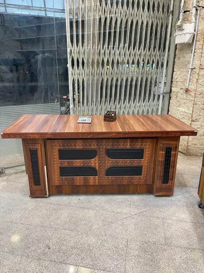 میز کار|دفتر کار|دزفول, |دیوار