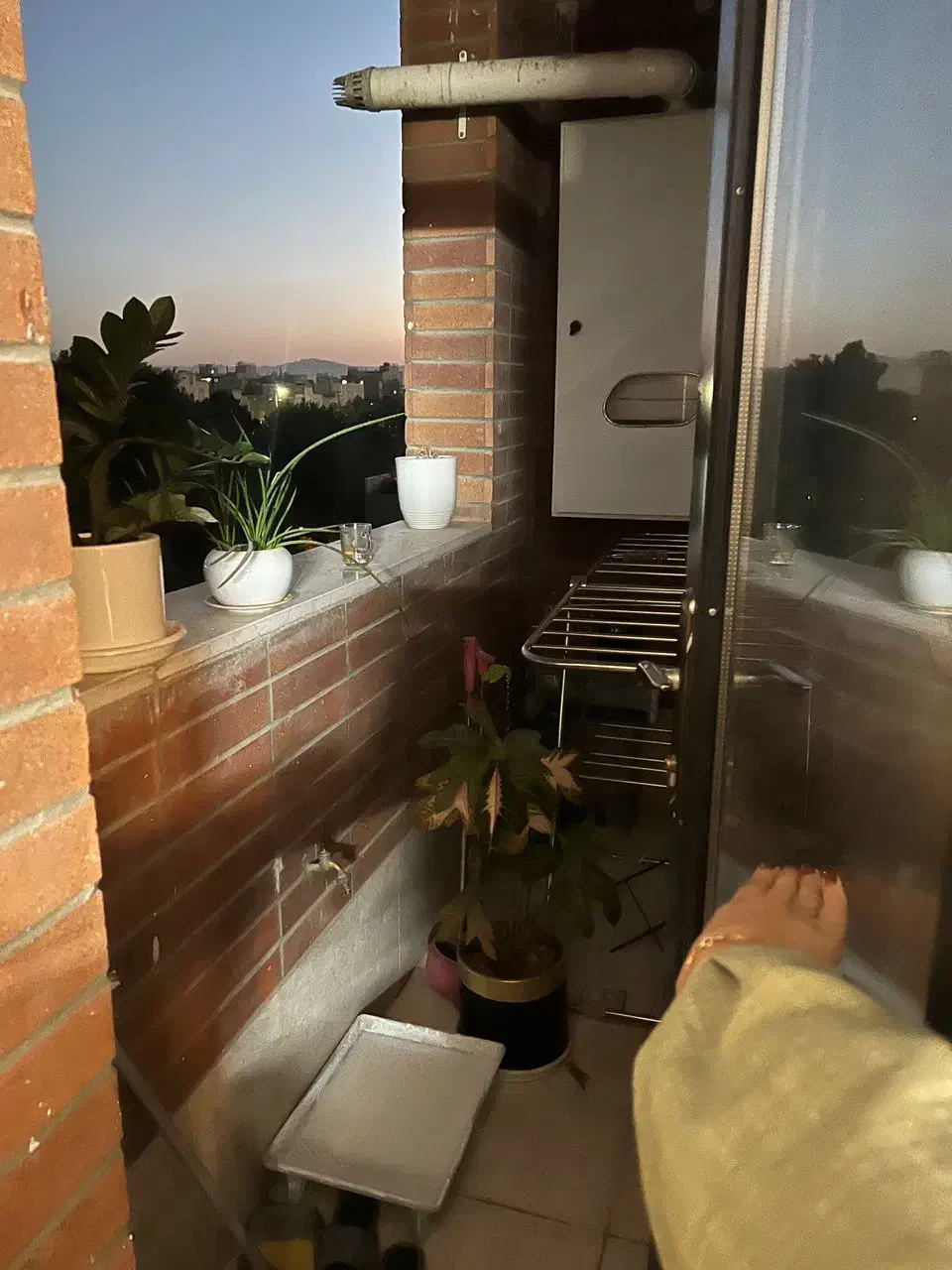 ۱۱۰مترآپارتمان ۲خواب سنددار خیابان خواجه عمید|فروش آپارتمان|اصفهان, خواجه عمید|دیوار