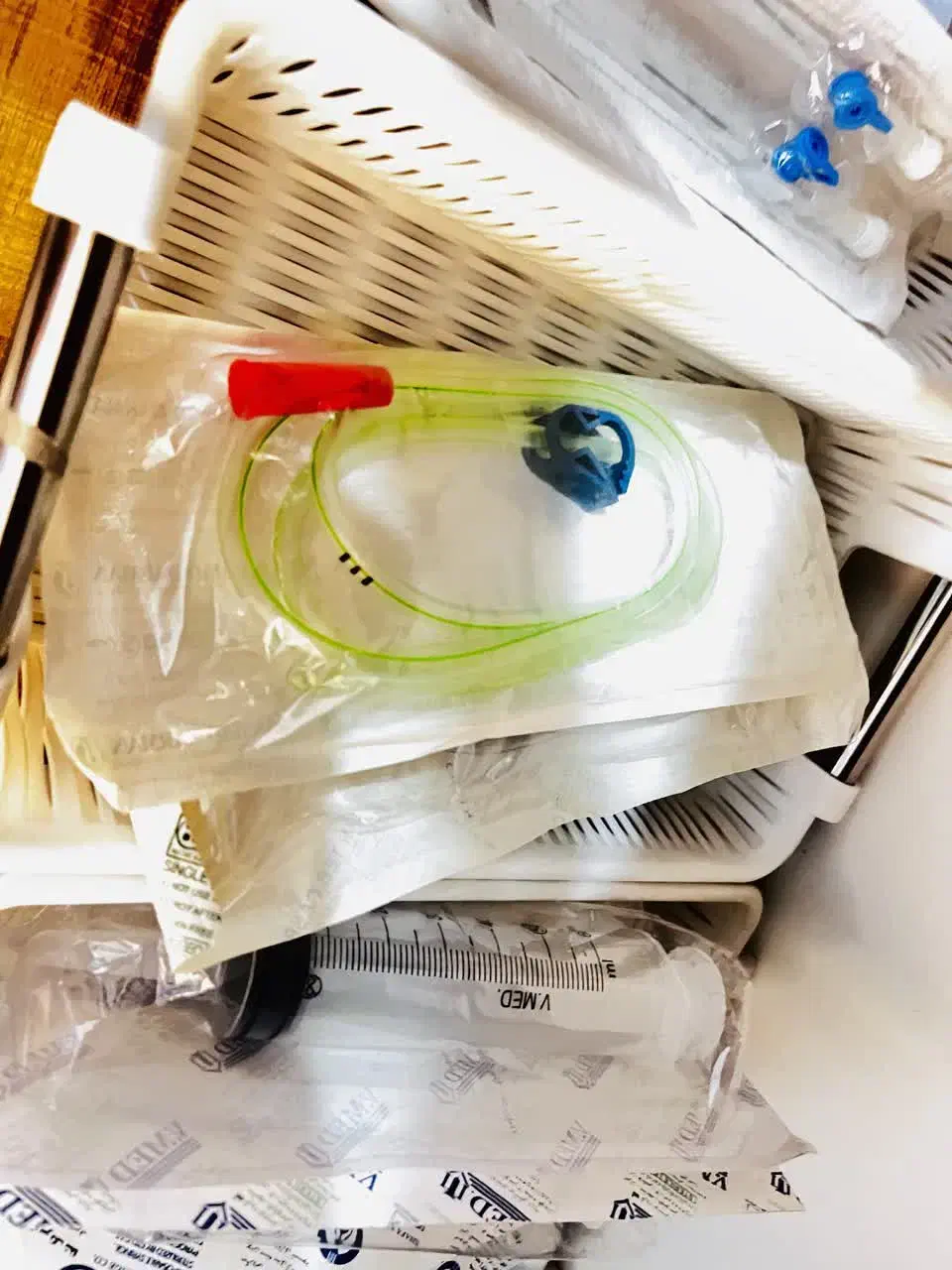 تزریقات پانسمان درمنزل|خدمات آرایشگری و زیبایی|شهرکرد, |دیوار