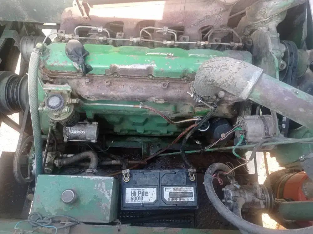 کمباین فرانسه درجه یک به شرط|خودرو سنگین|مرودشت, فاز دوم شهرک فرهنگیان|دیوار