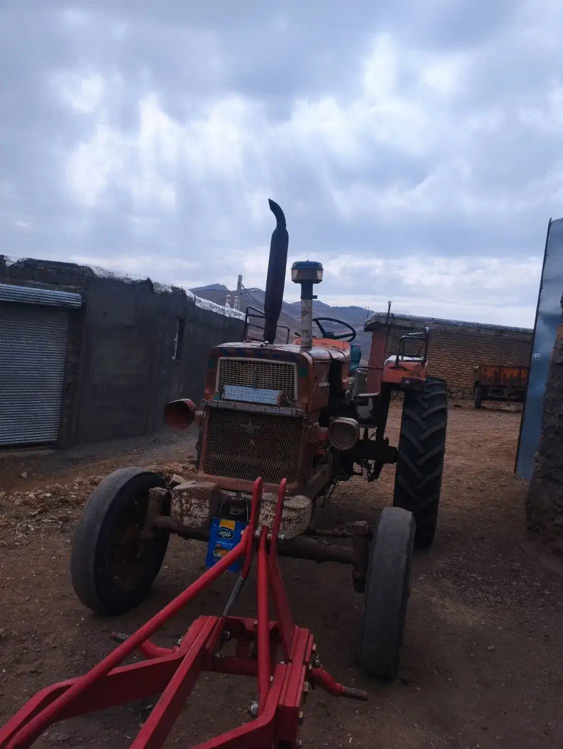 تراکتور رومانی|خودرو سنگین|موچش, |دیوار