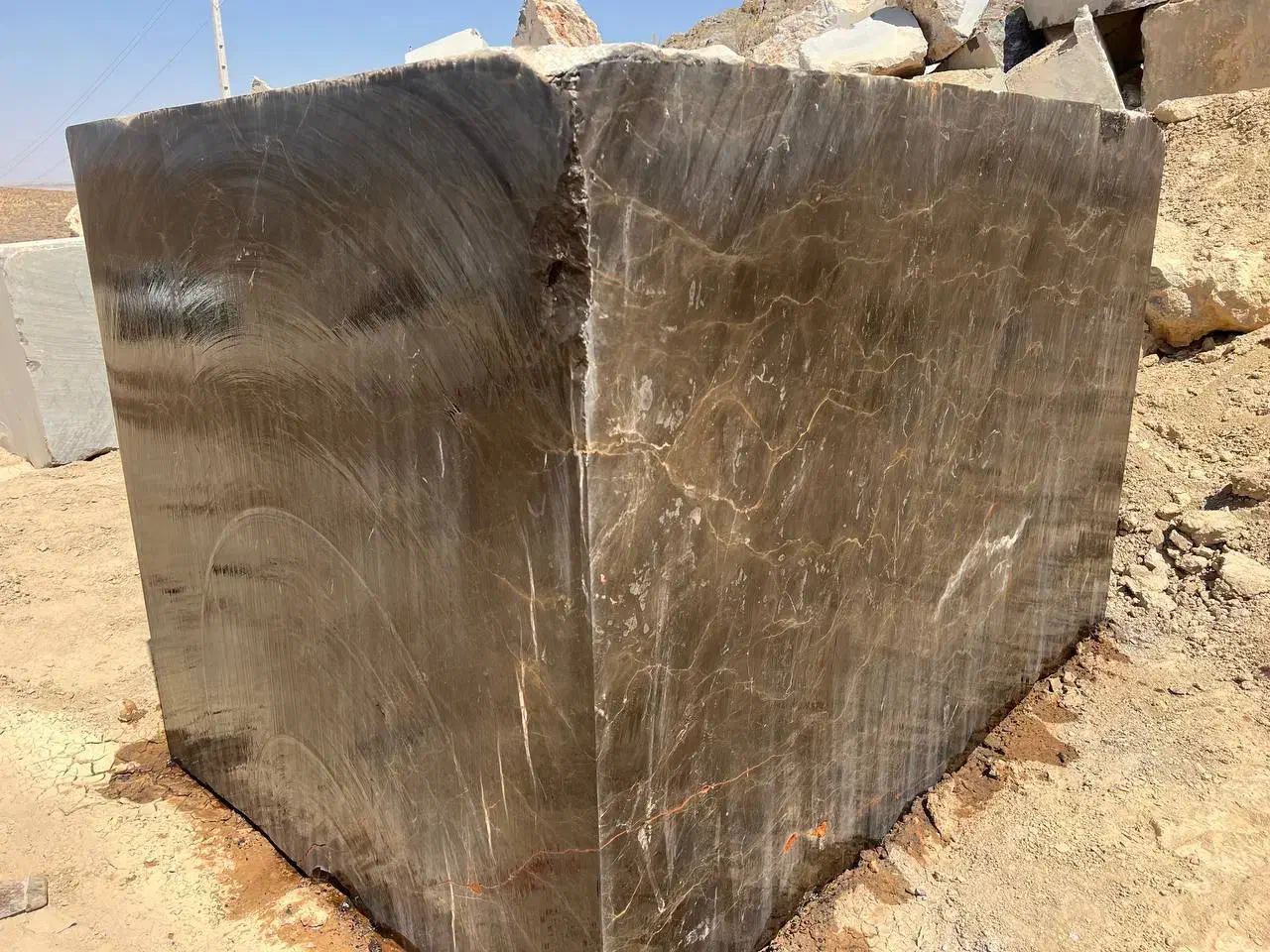 فروش لاشه و کوپ مشکی اسپایدر|مصالح و تجهیزات ساختمان|شیراز, شهرک ایثار|دیوار