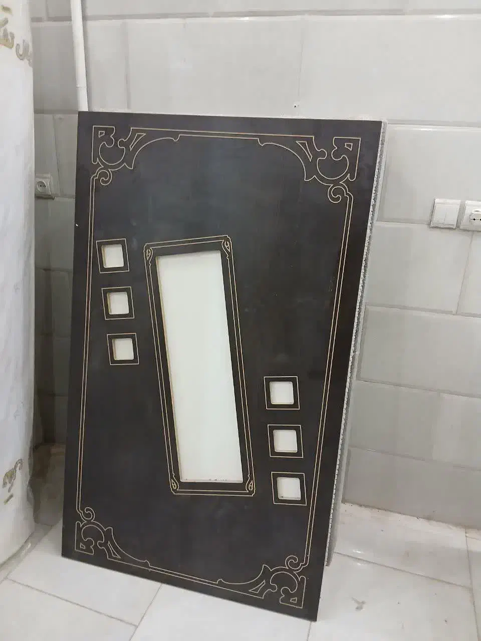 میز نهار خوری با شیشه ۳۸۰۰ت|میز و صندلی غذاخوری|میبد, |دیوار