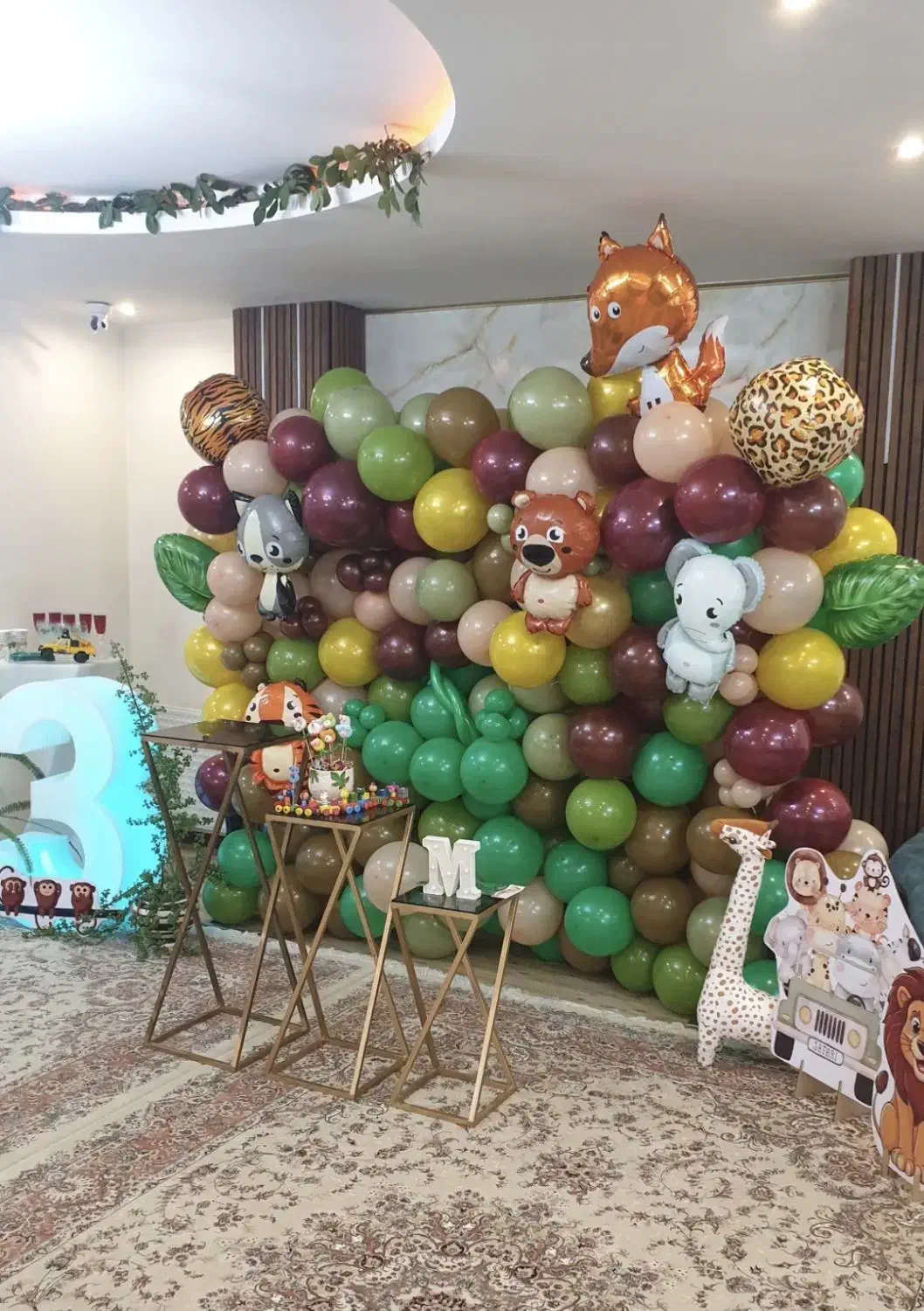 بادکنک آرایی و لوازم تولد|اسباببازی|بابل, |دیوار