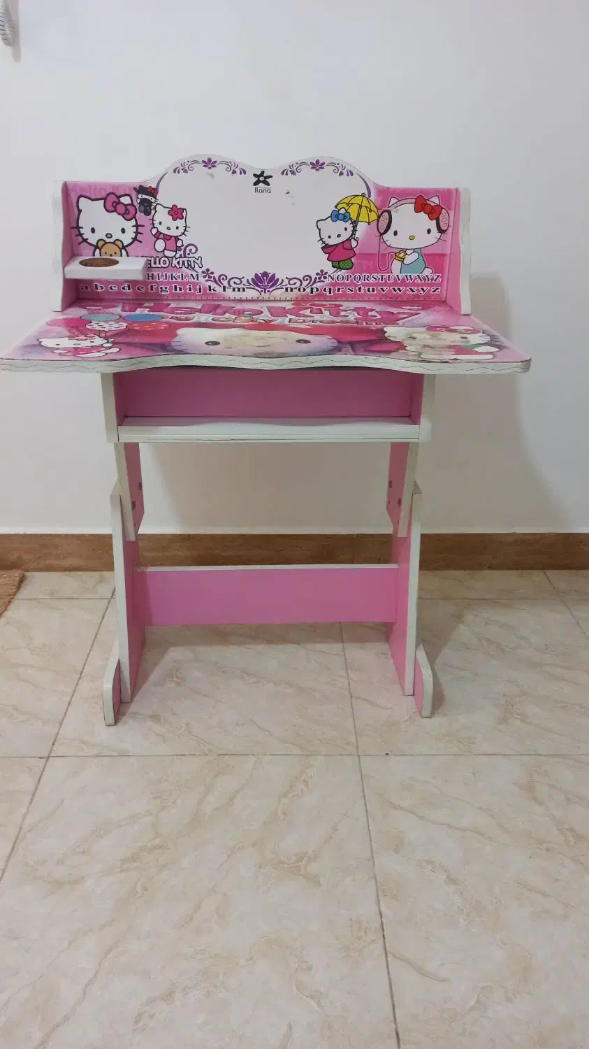 میز تحریر دخترانه|میز تحریر و کامپیوتر|رشت, پیرکلاچای|دیوار