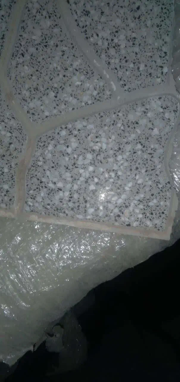 فروش موزاییک نو۴۰در۴۰وقدیمی ۳۰در۳۰|مصالح و تجهیزات ساختمان|تفت, |دیوار