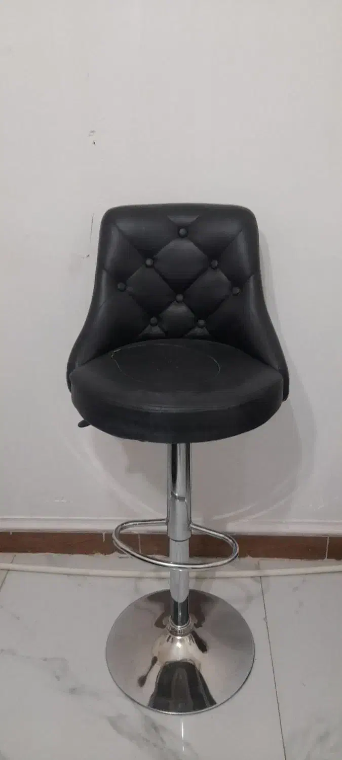 وسایل آرایشگاه|آرایشگاه و سالن‌های زیبایی|ملایر, |دیوار