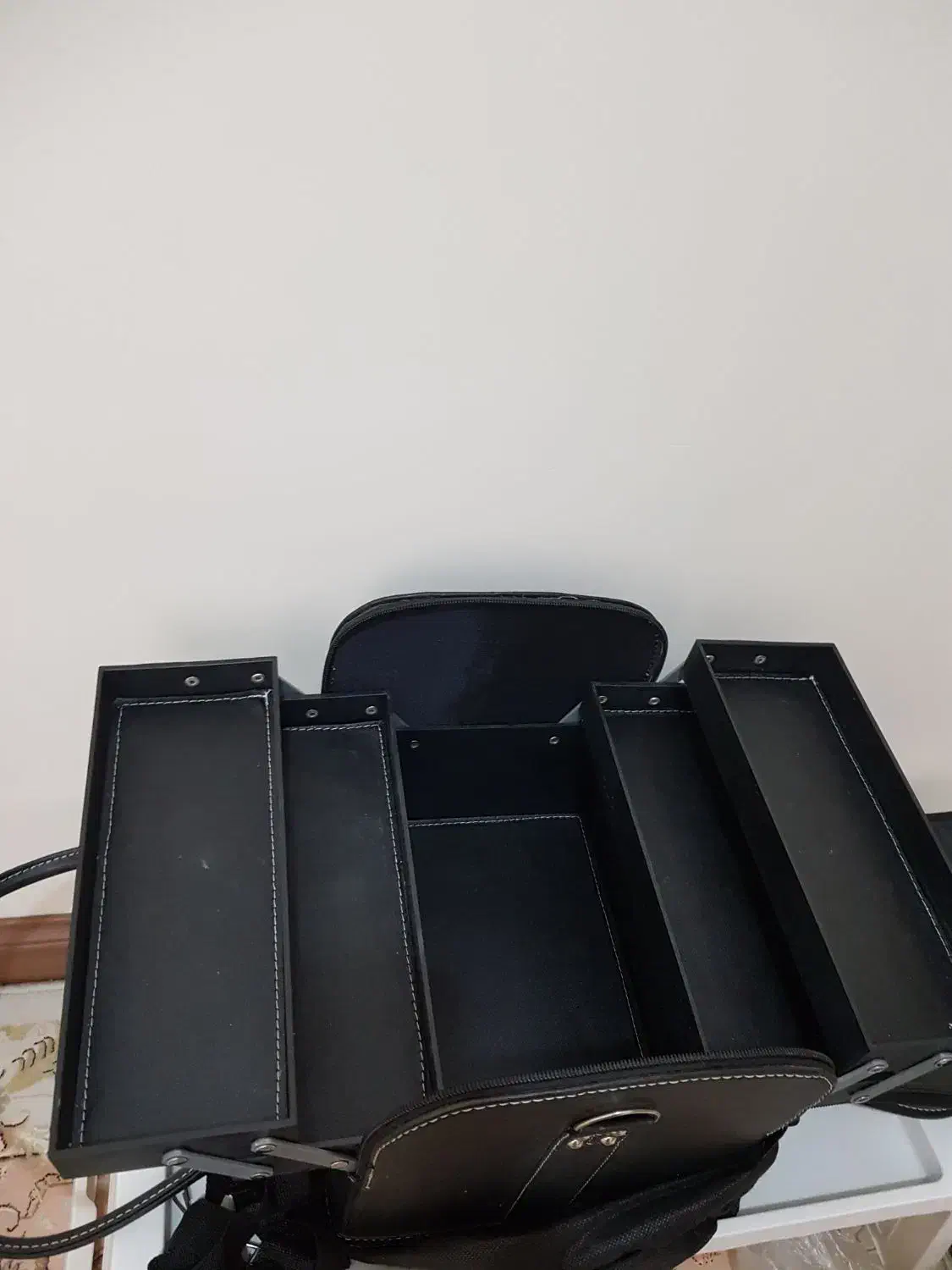 کیف لوازم آرایش و گریم حرفه ای برندE.M|آرایشی، بهداشتی، درمانی|تهران, جنت‌آباد جنوبی|دیوار