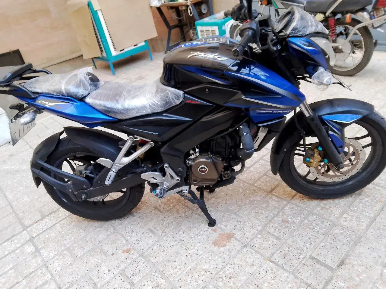 ns200 درحد|موتورسیکلت|تهران, شمسآباد|دیوار