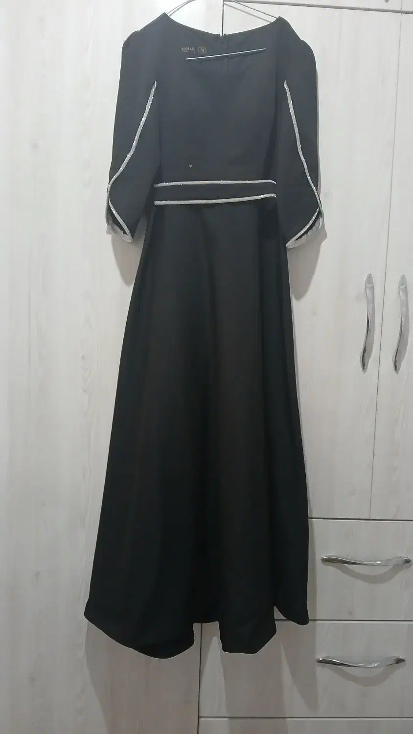 لباس|لباس|بیجار, |دیوار