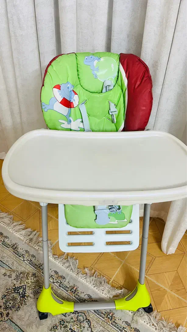 صندلی غذاخوری چیکو|میز و صندلی غذاخوری|بروجرد, |دیوار